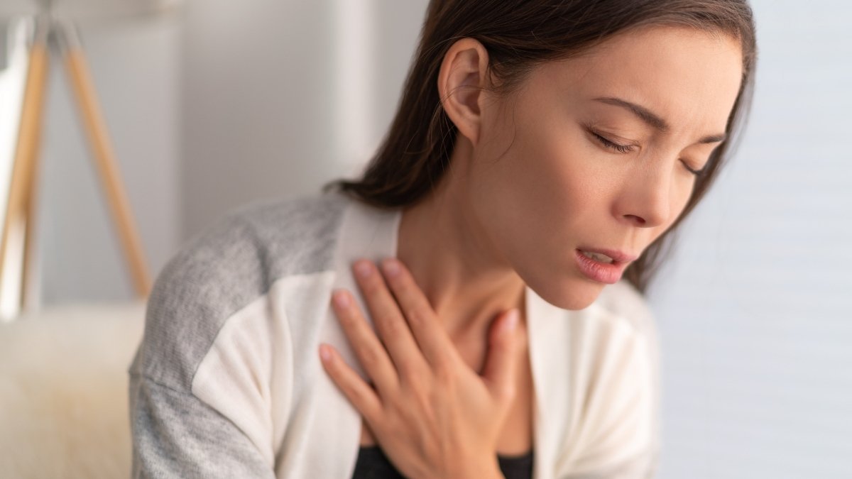 Hụt hơi mệt mỏi khó thở: Nguyên nhân & cách xử lý hiệu quả