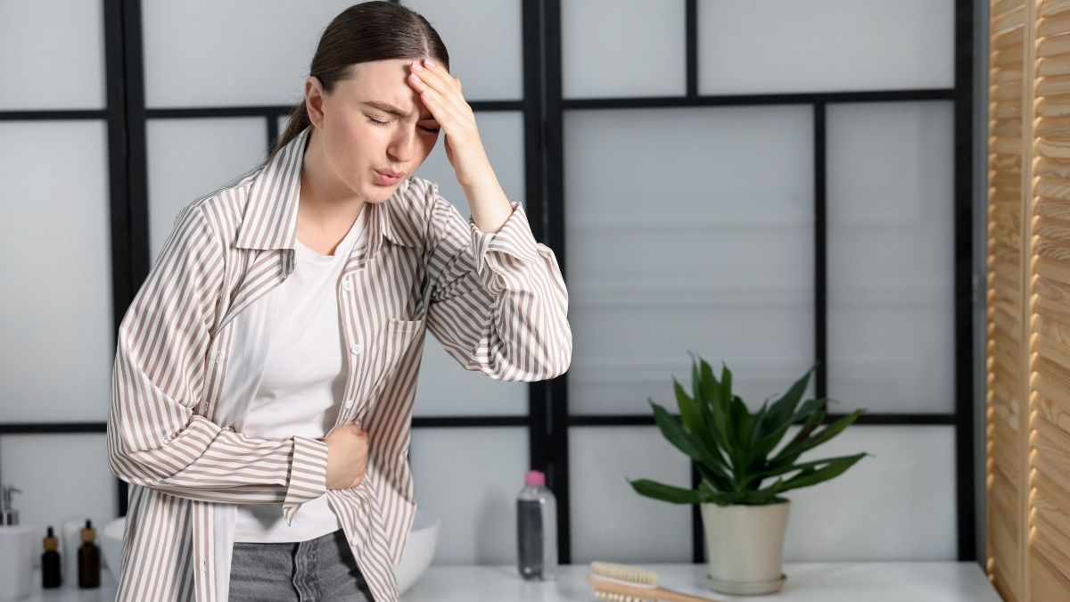 Nhức đầu mắc ói là bị gì