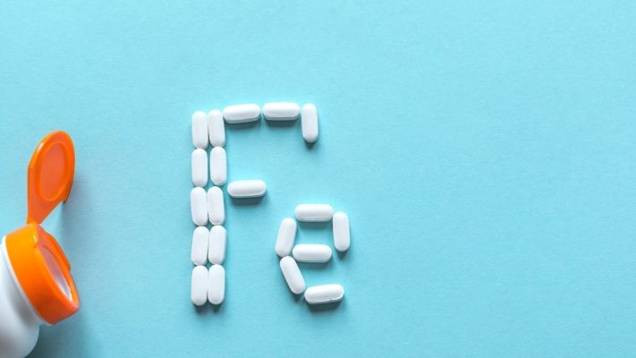 Uống sắt có tác dụng gì? Lợi ích & Tác dụng phụ mà bạn cần biết